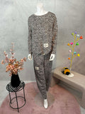 Leopardgemusterter Damen-Zweiteiler mit Langarmshirt und Hose 
