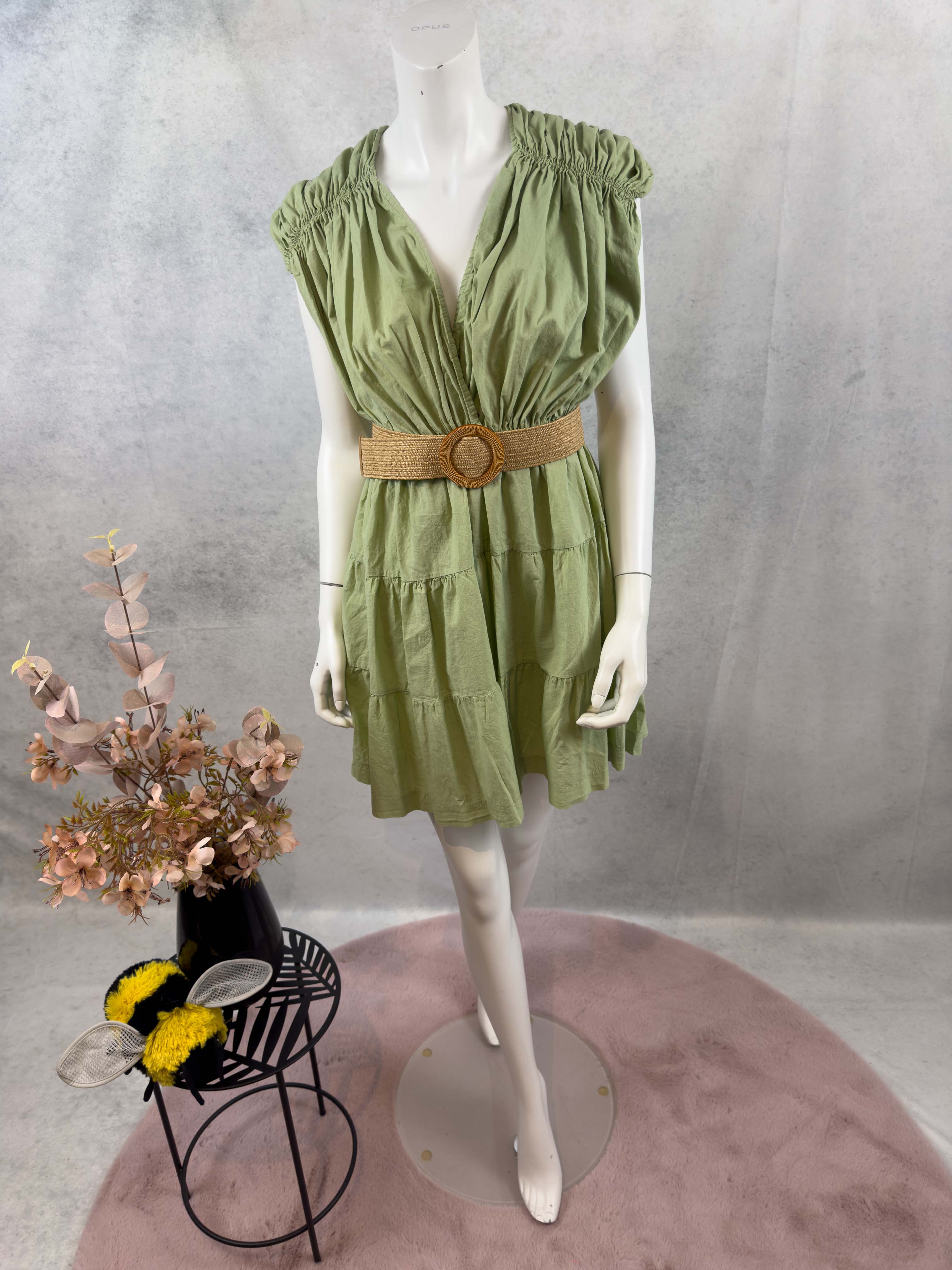 Kleid "mit Gürtel"
